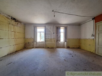 Historická kúria v obci Hruboňovo čaká na nový život - 19