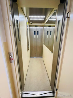 Predám útulný a slnečný 3-izbový byt s loggiou - 19