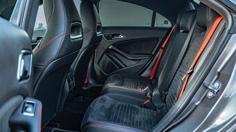 Mercedes-Benz CLA 250 Sport 4-matic A/T / odpočet DPH - 19