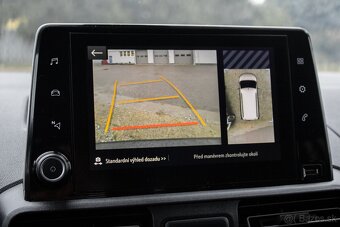 Opel Combo Life 1.2 Turbo 7-miestne - 19