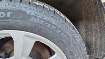 Volkswagen Passat B7 1,6TDI 77kw kód motora: CAY - 19