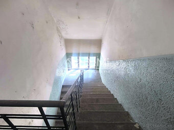 Polyfunkčná budova s veľkým využitím a parkovaním Centrum Tr - 19