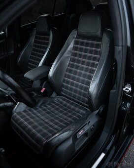 VW Golf 5 GTI Edition 30 - 19