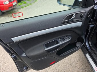 OCTAVIA COMBI SCOUT 2.0 CRTDI 103KW 4X4 XENON - 19