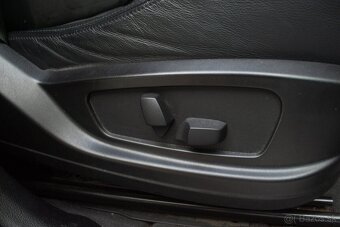 BMW X6 E71 xDrive 30d 245k - 19