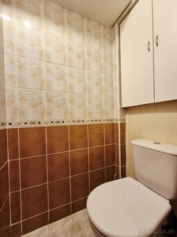 BEZ PROVÍZIE- 3 izb.byt pri OC Centrál a zimného štadióna O. - 19