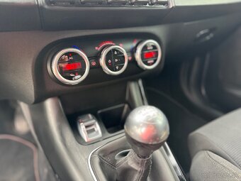 Alfa Romeo Giulietta 1.6 multijet Nová STK - 19