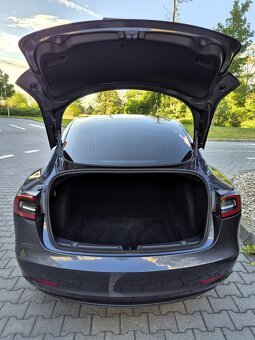 Tesla model 3 Standard range Plus 54kWh - 19