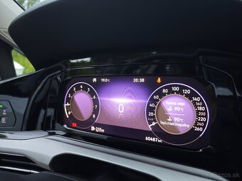 VW Golf 1.5 TSI Life Virtual kokpit Front&Lane Assist - 19