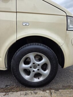 Volkswagen Transporter Caravelle 2.5TDI - 19
