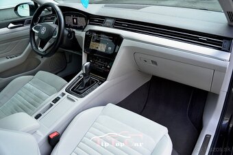⏩ Volkswagen Passat Variant 2.0 TDI Elegance DSG - 19