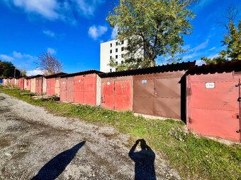 Na prenájom 4-izbový byt + garáž, 72m2 + lodžia,  Výstavby - 19