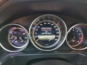 Mercedes E500 - 19
