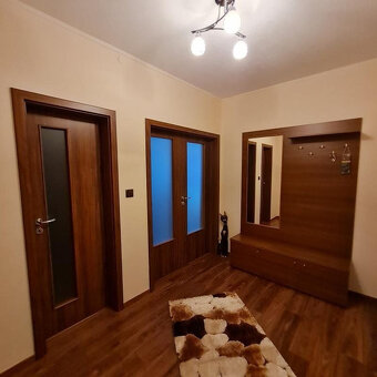 REZERVOVANÉ LUXUSNÝ RODINNÝ APARTMÁNOVÝ DOM 350 M2 S POZEMK - 19