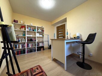 Zrekonštruovaný 4-izbový rodinný dom s garážou GALOVANY - 19