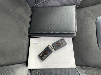 Volvo XC60 2.4 D4 R-Design AWD - 152.000km - 2016 - 19