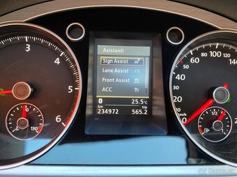 Volkswagen Passat Alltrack 2.0 TDI 4MOTION DSG - 19