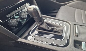 VOLKSWAGEN PASSAT VARIANT 2.0 TDI R-LINE DSG - 19