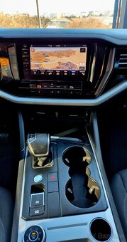 VW TOUAREG rok.2021 /3.0 V6 TDI /170 KW /4x4 -aut / DPH - 19