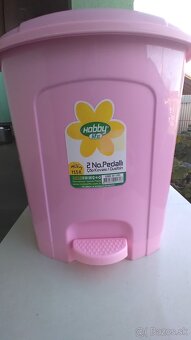 Predám náhrobné kahance,sviečky, svietnik,váhu,nožnice,kôš - 19