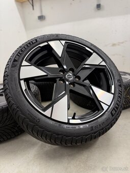 Zimná sada Volvo EX 30 - 5x108 R20 , 245/40/20 - 19