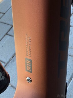 Elektrobicykel Trek Fuel EXe 9.7 Matte Pennyflake - 19