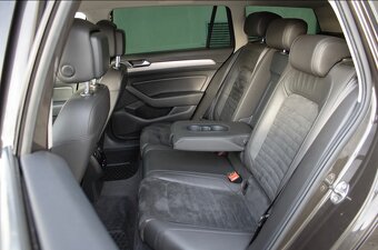 VW Volkswagen Passat Variant 2.0 TDI DSG Highline - 19