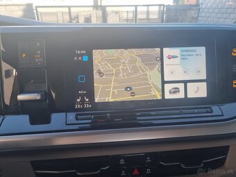 Volkswagen Multivan T7 150 kW r.v. 11/2022 Benzín Automat - 19