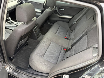 BMW rad 3 Facelift e91 Touring 320d 135kw Navi / Panorama - 19