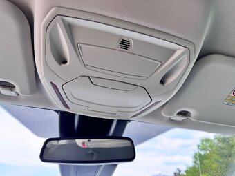Ford Focus 1.6t 110kw titanium serviska - 19