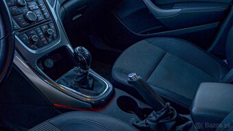 Opel Astra Sedan 1.6 CDTI 100 kw - 19