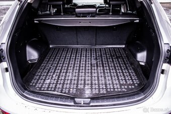 Santa Fe 4x4 AT6 145kW Panoráma - 19