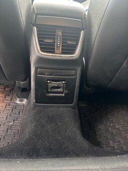 Škoda Octavia 3 2,0 TDI DSG 4x4 - 19