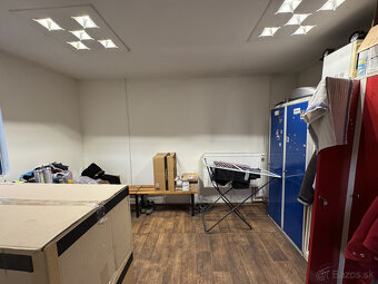 Prenájom skladového priestoru 1070 m² v meste Bratislava - 19