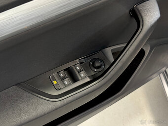 Škoda Superb 2,0 TDI 110kW DSG rv.6/2022 Koupeno v čr.1 maj - 19