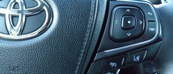 Toyota Avensis 1.8 Valvematic Active - 19