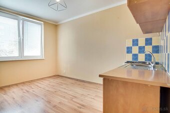 1-izbový byt blízko stanice, Nové Zámky – 35,87m2 - 19