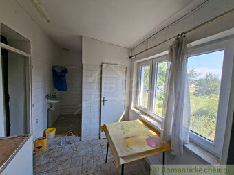 Budova na podnikanie alebo trvalé bývanie v obci Krušovce - 19