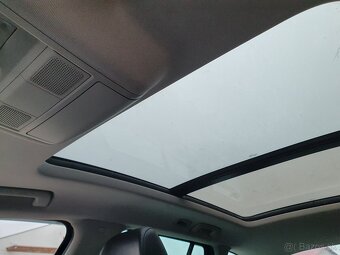 Škoda Superb Combi 1.6 TDI CR DPF Elegance - 19