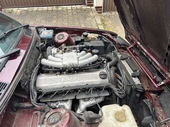 Prodam Bmw e30 kupe 320i - 19