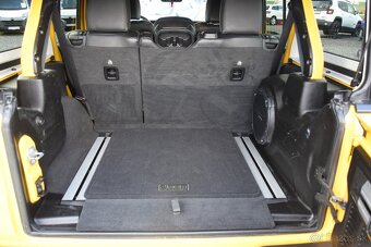 Jeep Wrangler 2.0T 200 kw Rubicon - odpočet DPH - 19