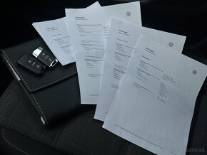 Volkswagen Passat Variant Business 2.0tdi DSG REZERVOVANÝ - 19