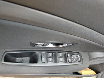 Renault Fluence 1.6 16V 115 Limited - 19