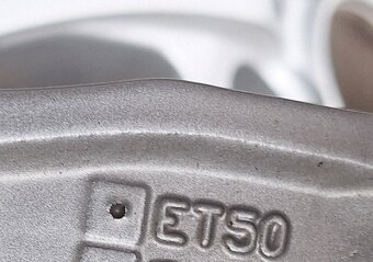 alu kola SUZUKI 17x6,5J ZĽAVA - 19