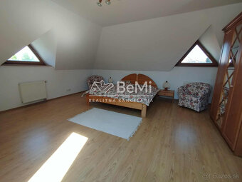 Výnimočný 7 izbový dom v Zbehoch – so saunou a bazénom - 19