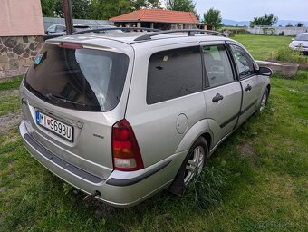 Ford Focus kombi 1.8TDDi - 19