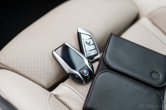 BMW 750d xDrive M-Sport - 19