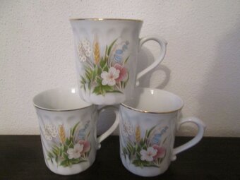 Zberateľské hrnčeky ČSSR - 19