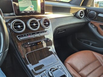 MERCEDES-BENZ GLC 250 4MATIC - 19