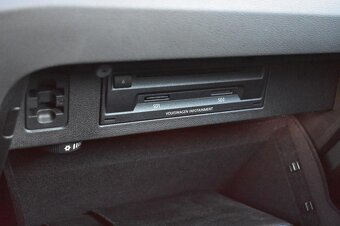 Volkswagen Passat B8 Variant 1.6 TDI Comfortline - 19